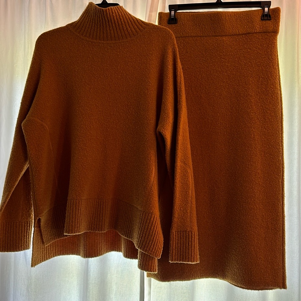 Club Monaco sweater and skirt set. Size M